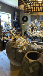 Mooie faux bloemen wit kunst imitatie decoratietak