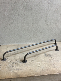 metalen stang rail muurstang 50 cm handdoekenrek zwart old look mat landelijk industrieel vintage