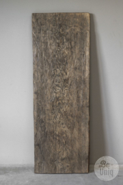Heel gaaf vergrijsd doorleefd houten werkblad uit Tibet tafelblad workmate 177 x 63 x 4 cm landelijk stoer robuust vintage industrieel