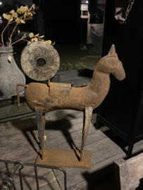 Groot metalen paard horse beeld roest landelijk stoer industrieel vintage