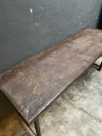 Hele stoere metalen klaptafel Sidetable buro bureau urban grijs bruin gerecycled metaal industrieel landelijk stoer