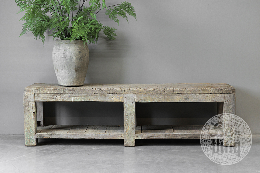 Hele gave oude vergrijsd houten lage workmate werkbank tv audio meubel televisie kast wandmeubel sidetable 183 x 40 x H50 cm landelijk stoer robuust
