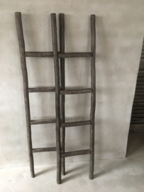 Oud houten ladder laddertje trap trapje 155 x 38 cm grey grijs landelijk brocant stoer handdoekenrek decoratie hout vergrijsd doorleefd