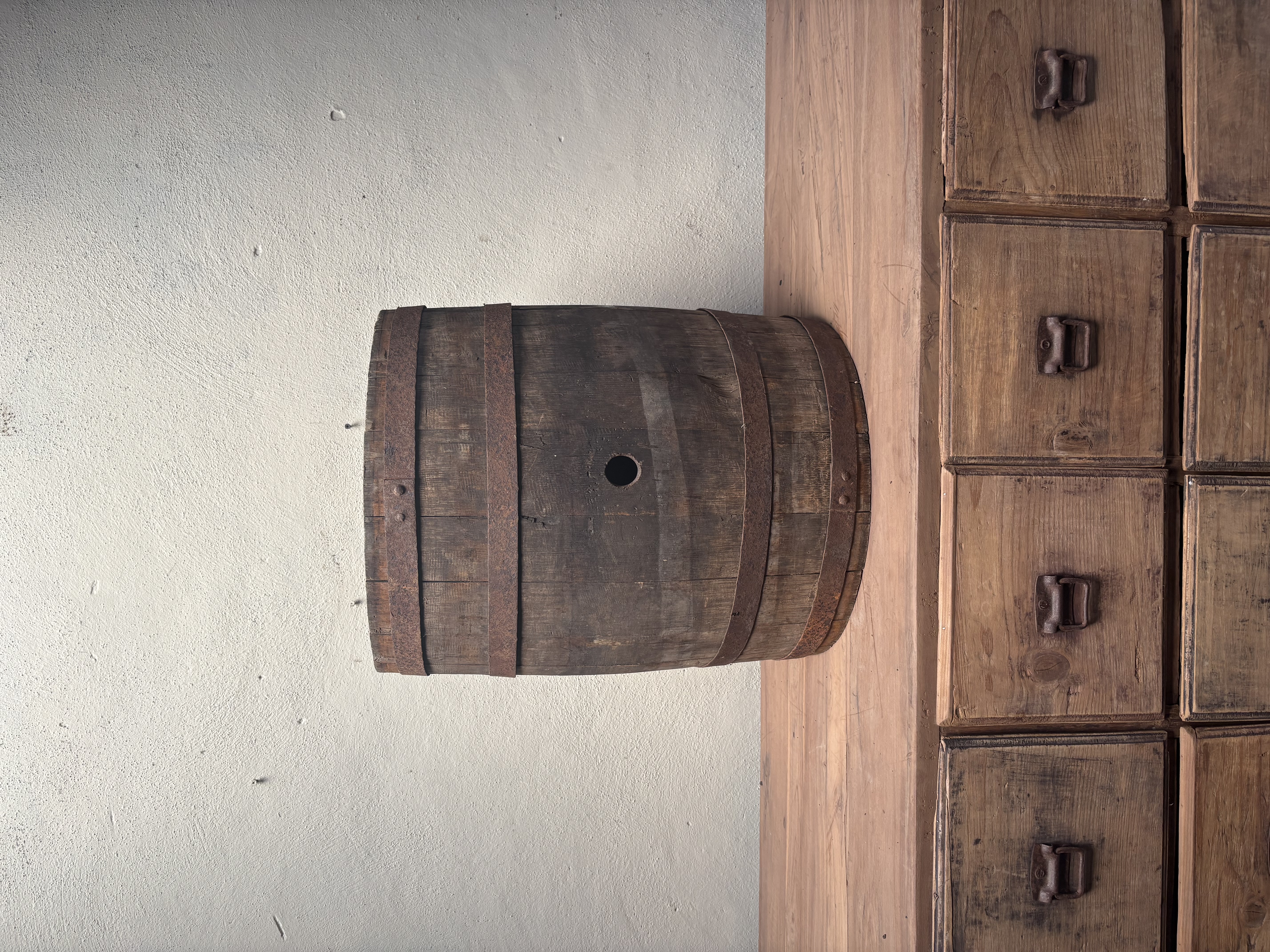 Oud houten wijnvat vat ton bijzettafel nr 21