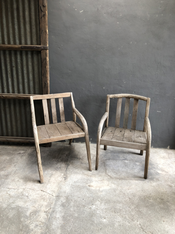 broeden Beter Het beste Oude grof vergrijsd houten stoel stoelen eetkamerstoelen, allemaal anders &  uniek landelijk stoer robuust | Meubels | 't Jagershuis
