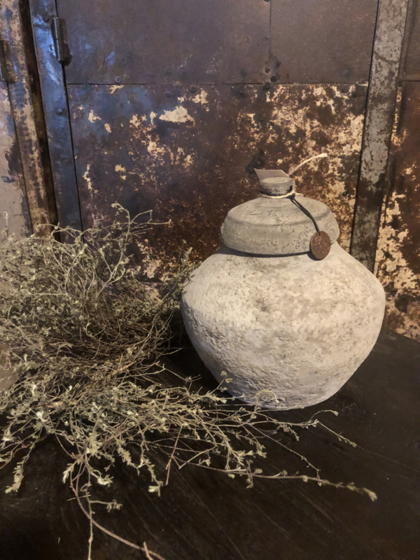Grijze stenen Kruik met deksel pot vaas landelijk stoer sober