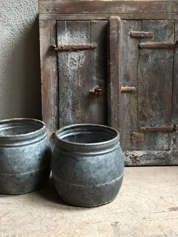 Zinken pot bloempot bak stoer grijs landelijk zink grijze potten bak industrieel stoer | Decoratie | 't Jagershuis