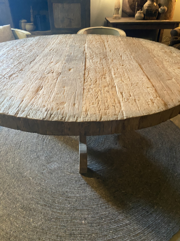 Trechter webspin Validatie Buik Oud vergrijsd houten ronde eettafel 180 rond tafel metalen spinpoot  landelijk stoer | Meubels | 't Jagershuis