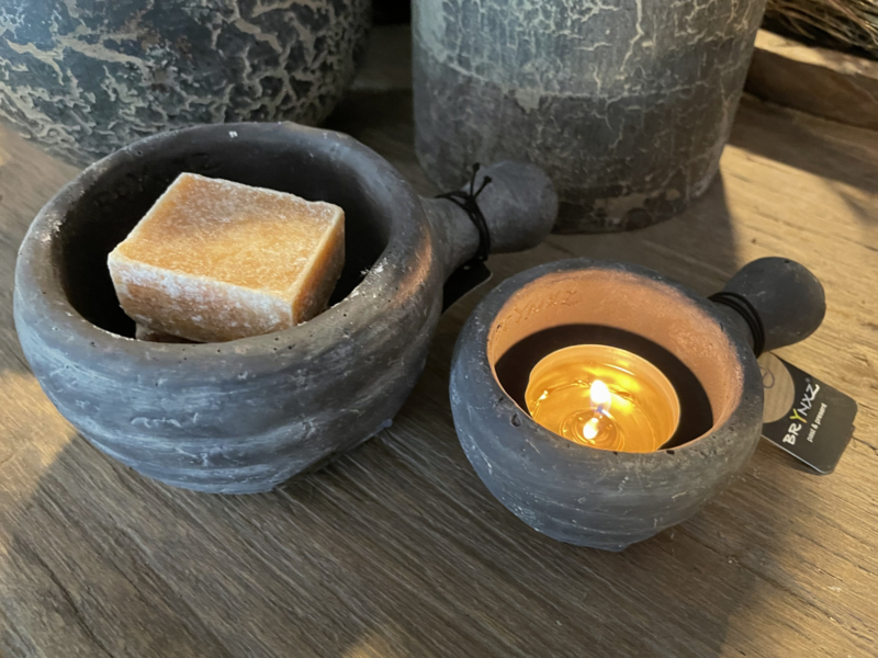 Set Stenen bakjes voor Theelicht of Amberblokjes large en small