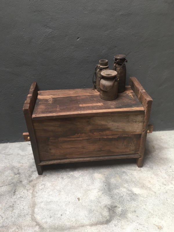 Verwonderlijk Stoere oude houten kist bankje bank kast kastje Sidetable PP-27