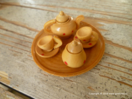 Wooden tea service