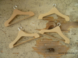 kleerhangers naturel 4 stuks