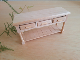 grote side table met 3 lades