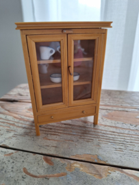 wooden cabinet (lacquered) with 1 drawer and 2 doors