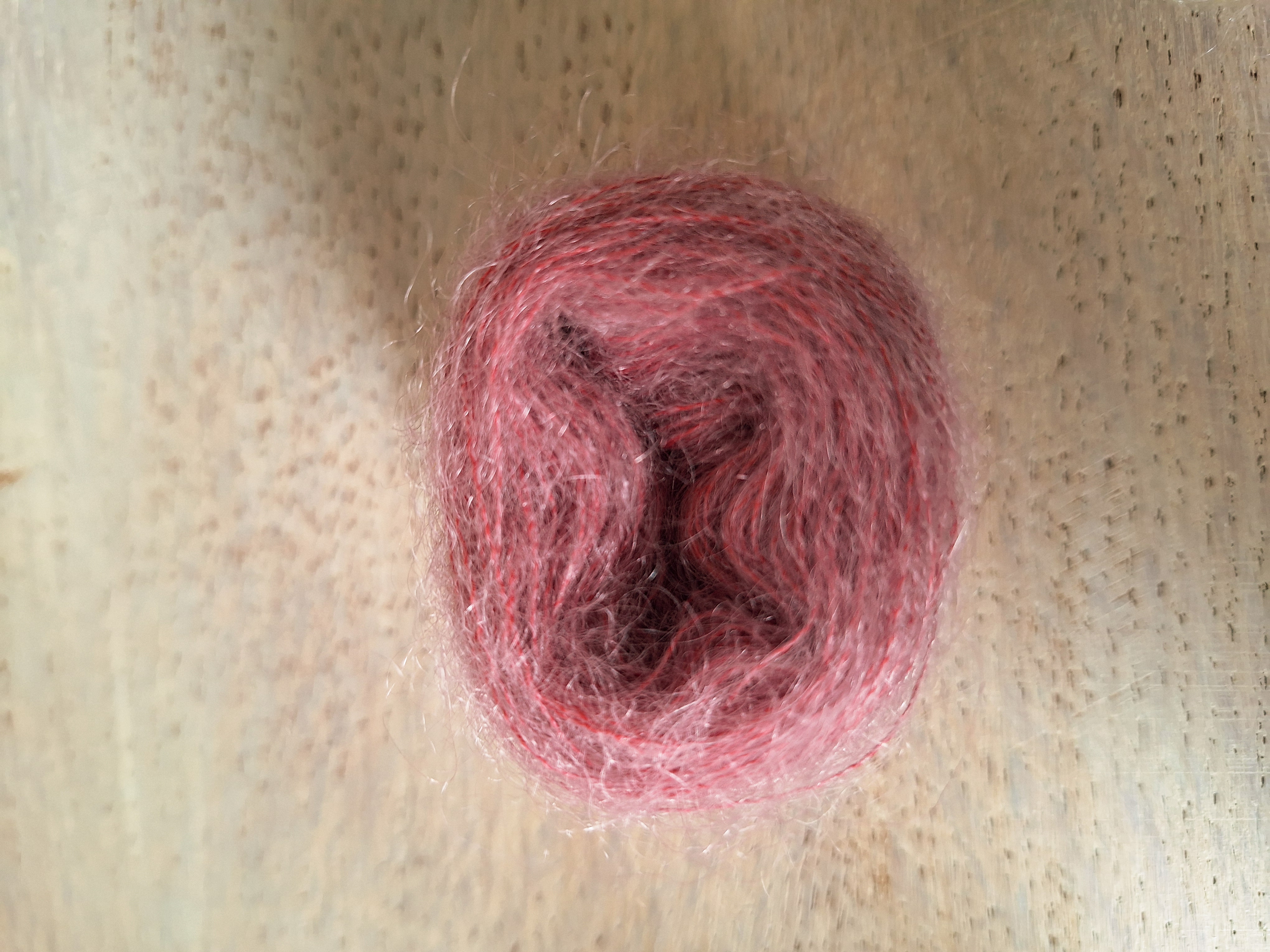 bolletje mohair blend, kleur: oud roze/rood