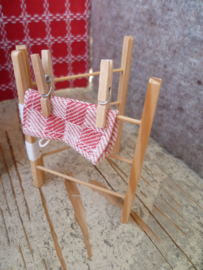 houten knijpers in doosje Roodkapje