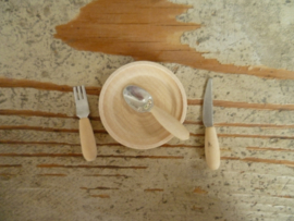 Wooden cutlery set