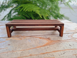 bench without backrest brown