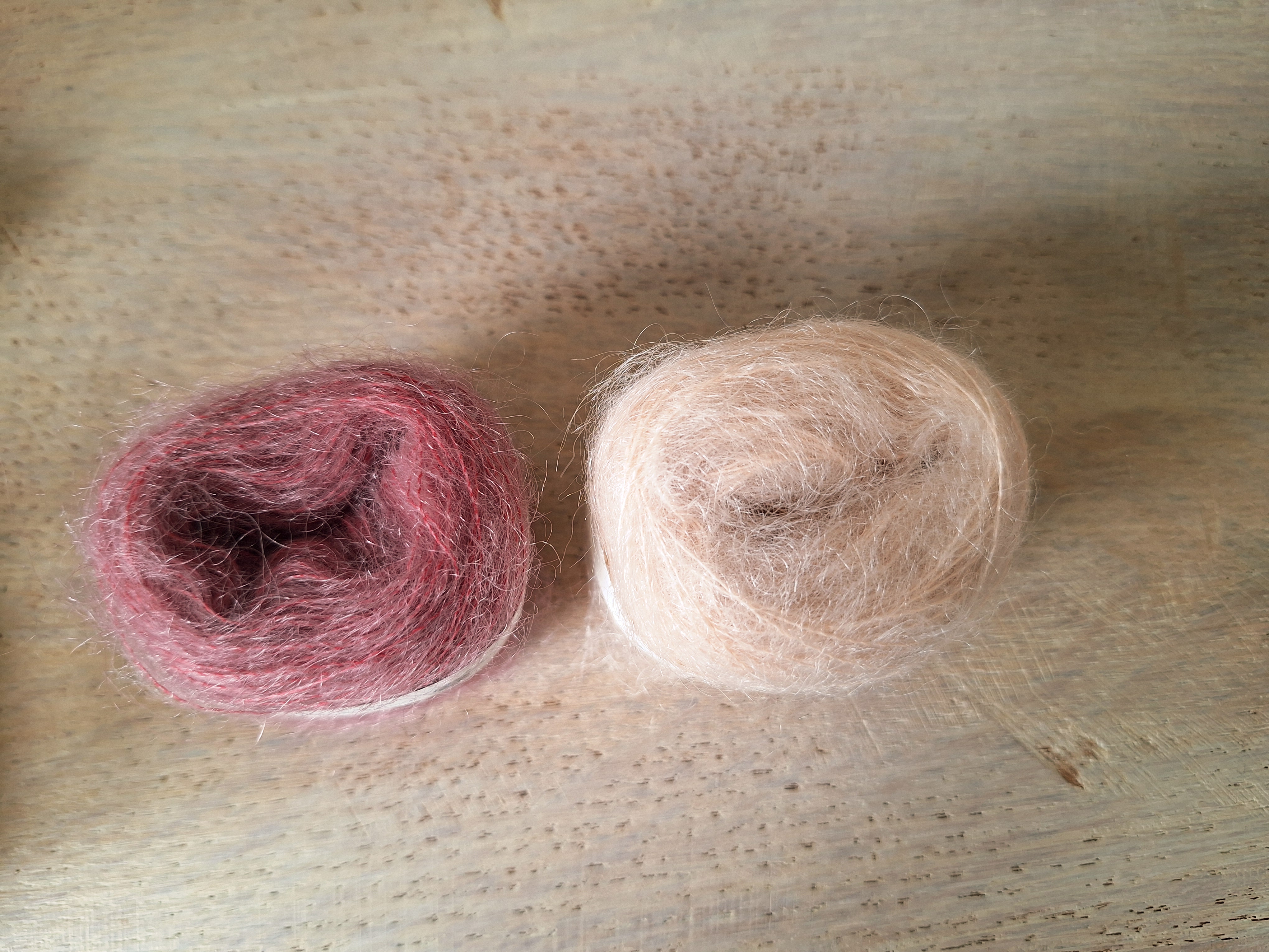bolletje mohair blend, kleur: poeder