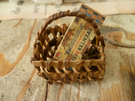 bamboo basket with handle