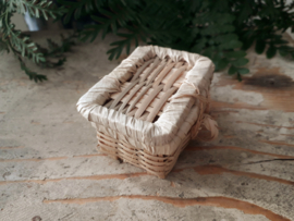 large wicker basket with lid