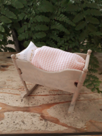 rocking cradle (natural) pink bedding