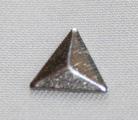 Triangle Silver (8x8 mm)
