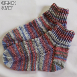 Kleurige sokken met zilverdraadje maat 36/37