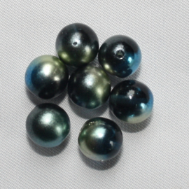 Glaskraal Zwart met Groen/blauw/zilver AB 8 mm