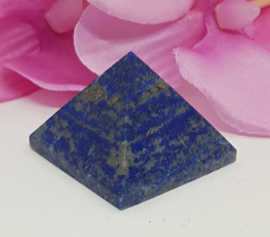 Lapis Lazuli Pyramide