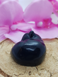 Poesje Obsidiaan liggend
