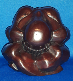 Yogiman - donker bruin polystone 12cm