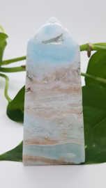 Calciet Blue Caribbean met Aragoniet obelisk