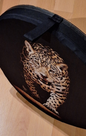 Oceandrum "Panter" op zwarte mand