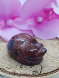 Mahonie obsidiaan poesje liggend nr. 2