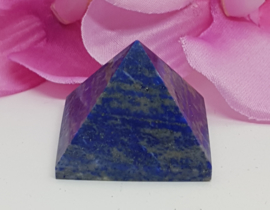 Lapis Lazuli Pyramide