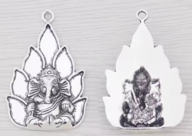 Ganesha op lotus hanger