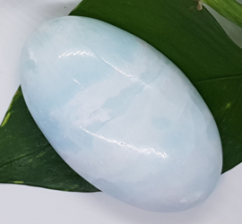 Calciet Blue Caribbean met Aragoniet handsteen