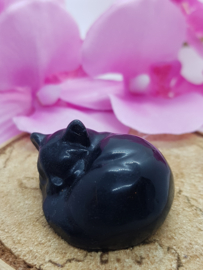 Poesje Obsidiaan liggend