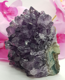 Amethyst  ruw staand