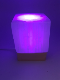 Seleniet / Satijnspaat Kubus