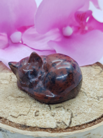 Mahonie obsidiaan poesje liggend nr. 2
