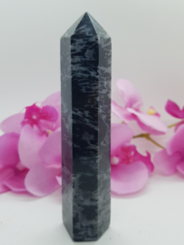 Gabbro obelisk