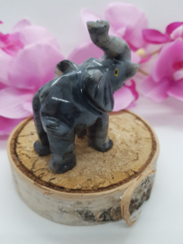 Olifant van speksteen - nr.5