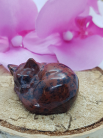 Mahonie obsidiaan poesje liggend nr. 2