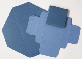 Kleurrijke vouwdozen 5 stuks blauw 5,5 x 5,5 cm 250 grams papier