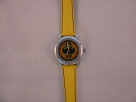 ReWATCH horloge met gele band.