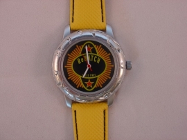 ReWATCH horloge met gele band.