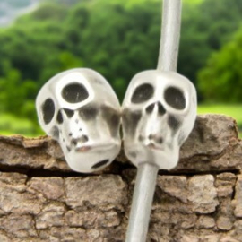 1x DQ metaal kraal skull antiek zilver kleur ca. 10 x 7,5mm, gat 2mm (Nikkelvrij)