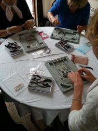 07-09-2013 Workshop sieraden maken Siddeburen